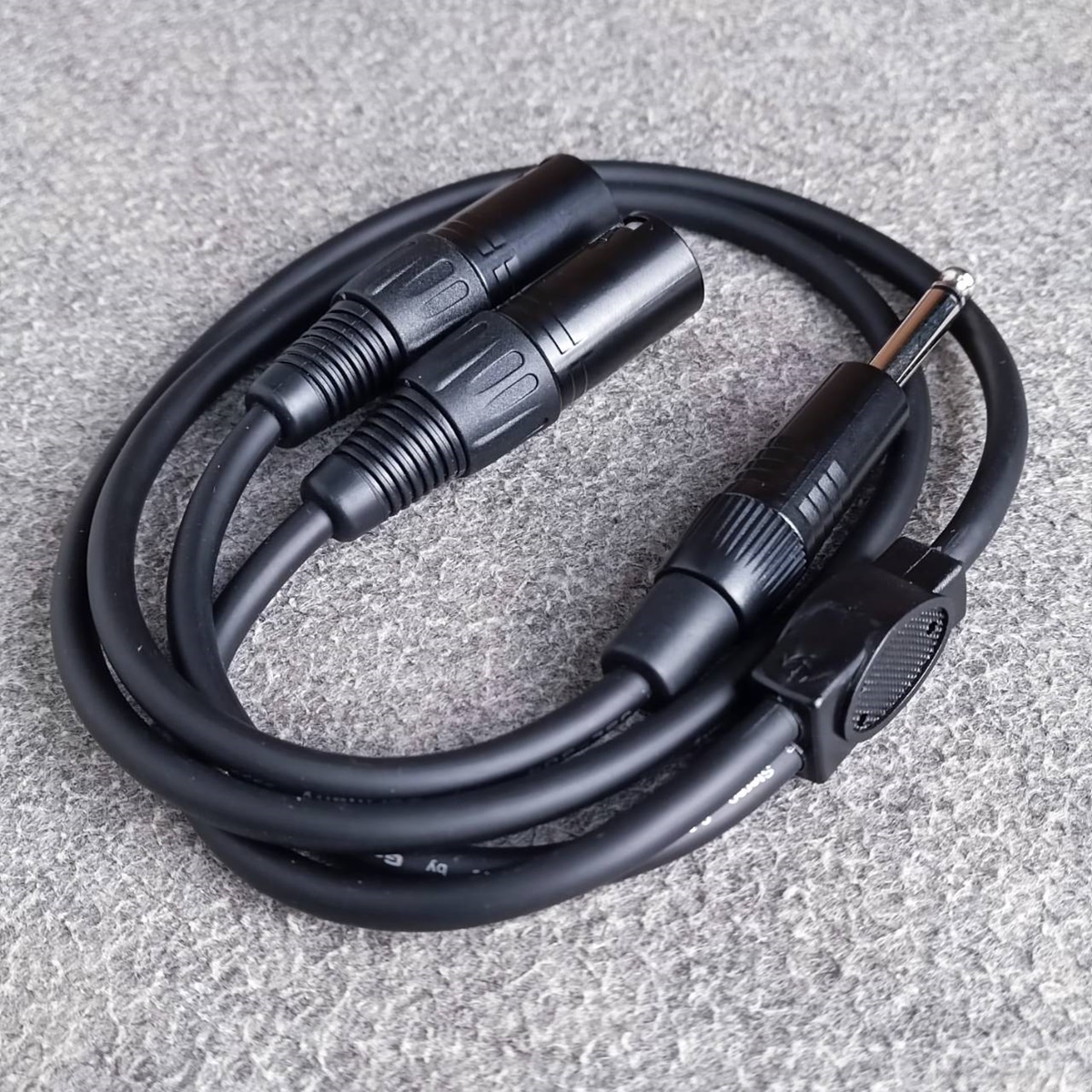 ยาว1เมตร DYNACOM J304 สายPHONE MONOออกXLRผู้x2 1เมตร สายY สายสัญญาณ XLRตัวผู้x2 ออก P.MIC MONO 6.35mm. เอไอ-ไพศาล