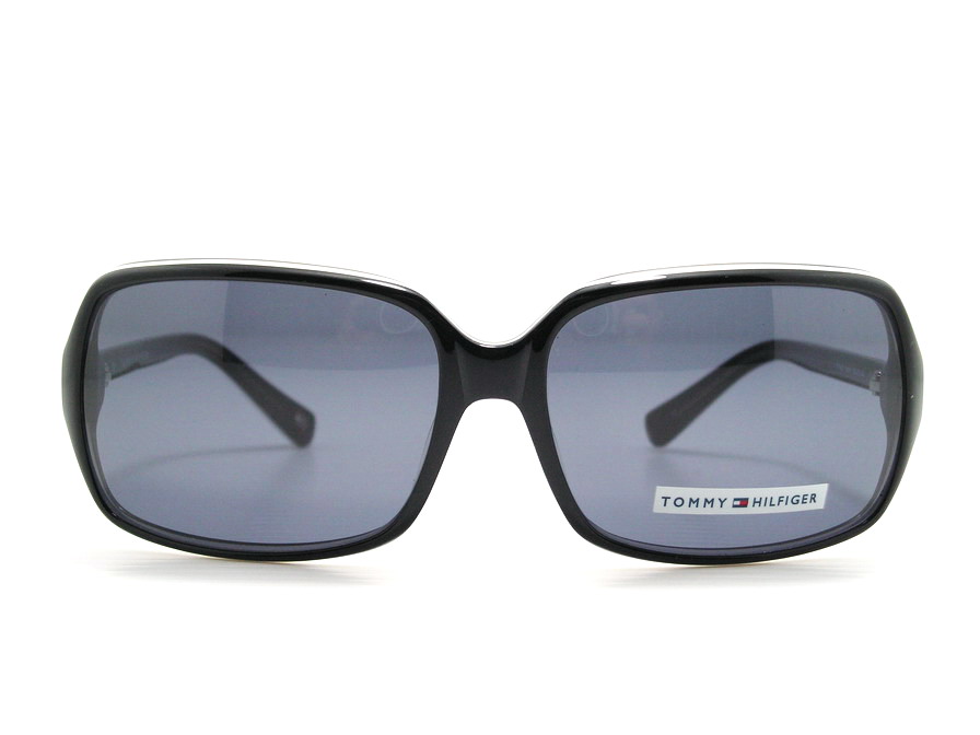 แว่นกันแดด Tommy Hilfiger สวยเก๋สุดๆค่ะ ของแท้100%และถูกสุดๆ ส่งตรงจากUS.ค่ะ