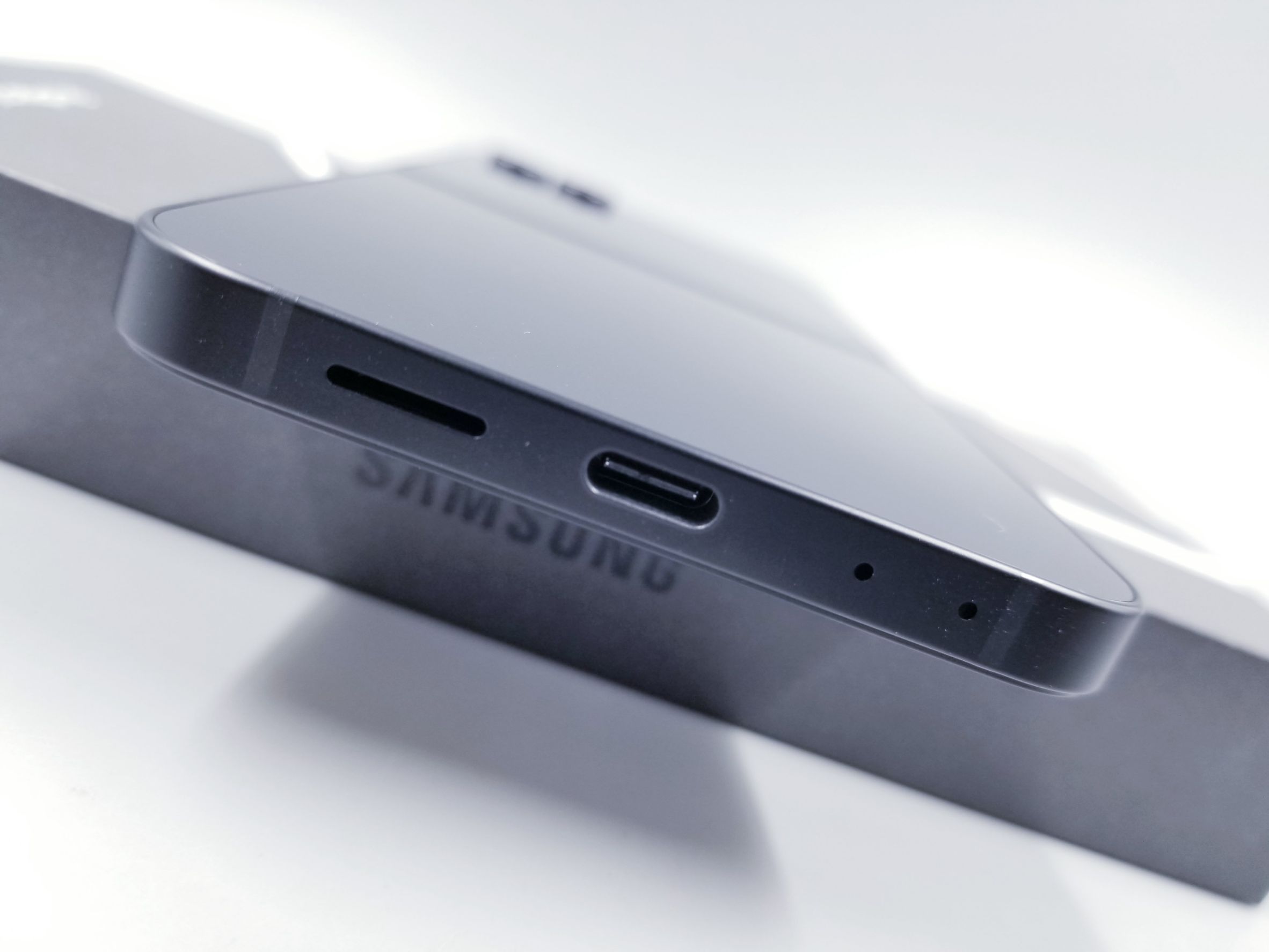 🧛♀️Samsungs Galaxy Z Flip7 FE 8/256GB Black (5G)🧛♀️🧛♀️มาแล้ว!! Flip7 FE #ศูนย์ไทย จอพับได้ พกพาง่าย มีประกันSamsung Care+ ราคาเบาๆ!!🧛♀️