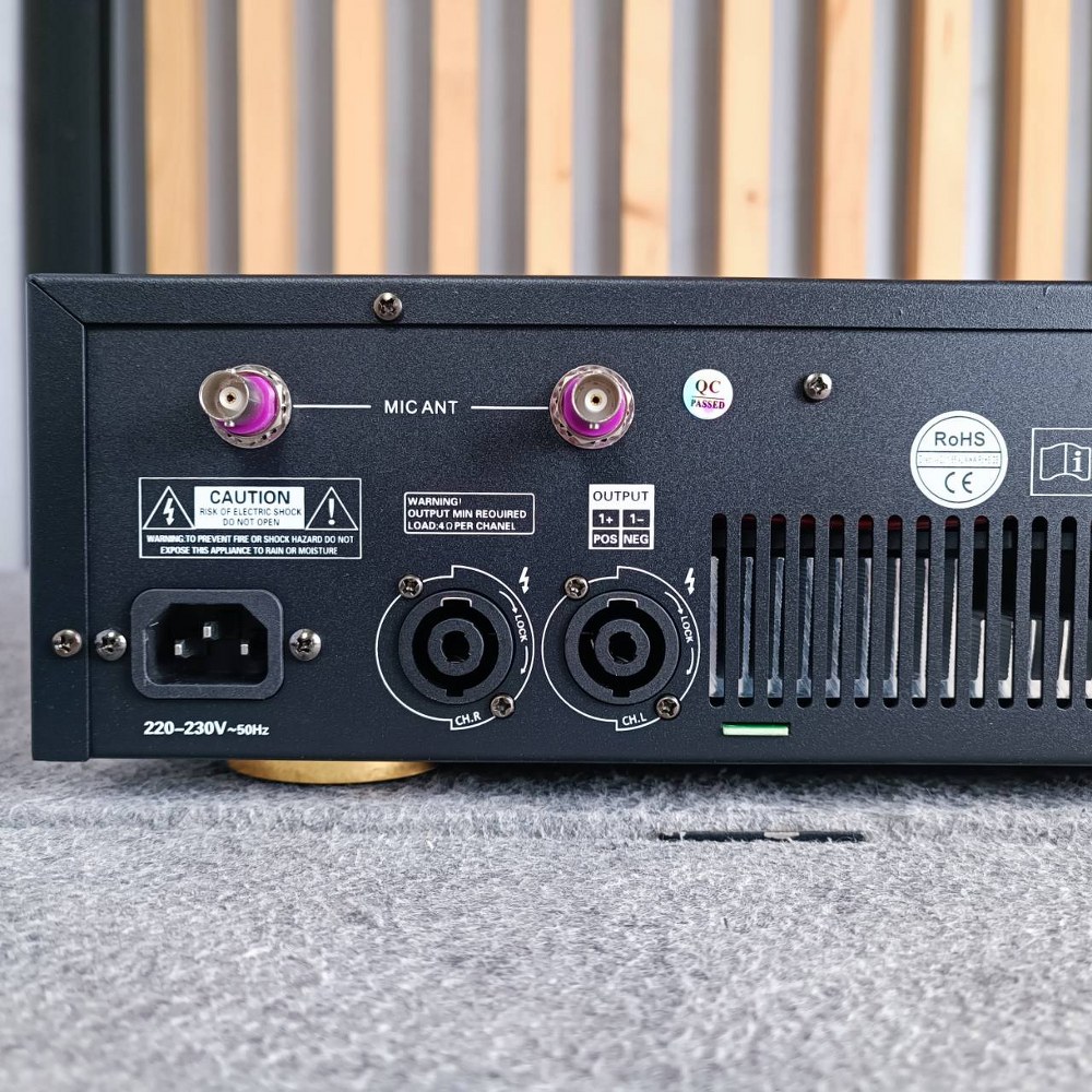 TADA KTV-300 แอมป์คาราโอเกะ พร้อมไมค์ลอย2ตัว ALL in One ดิจิตอลแอมป์ ธาดา KTV 300 KTV300 เอไอ-ไพศาล