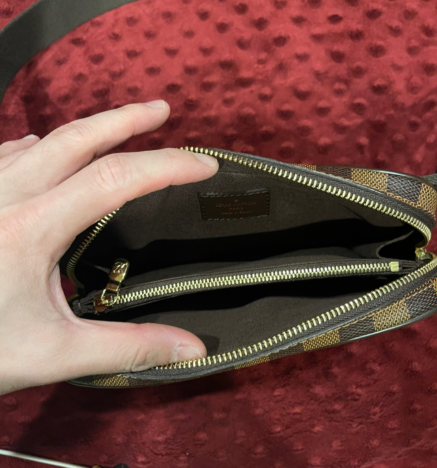 Louis Vuitton Bumbag Booklyn Damier Canvas กระเป๋าคาด-อก ของใหม่ (ไม่เคยใช้งาน)