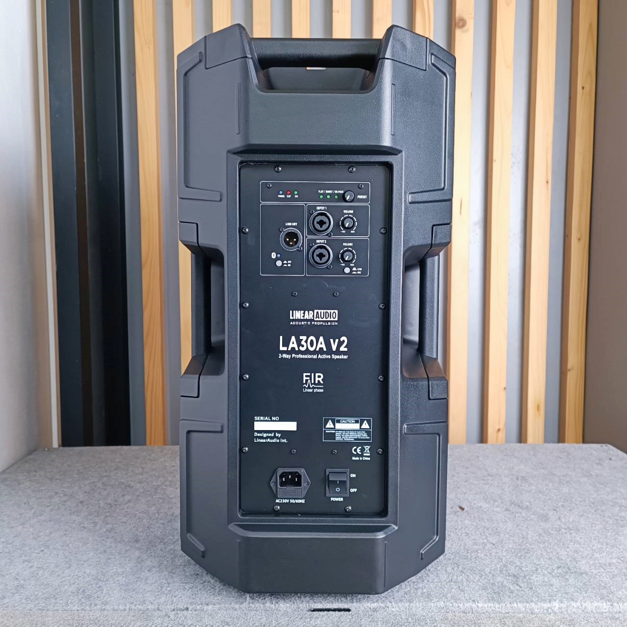LINEAR AUDIO LA-30A V2 ตู้ลำโพง ACTIVE 12นิ้ว ตู้ลำโพง ACTIVE 12นิ้ว ผู้นำเข้าเดียวกับ MARANI ลำโพงแอคทีฟ ลำโพง เสียงกลาง ลำโพงมีเเอมป์ในตัว ผู้นำเข้าเดียวกับ MARANI LA 30A LA30A V2 เอไอ-ไพศาล
