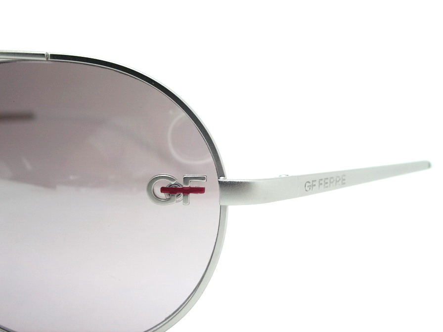 แว่นกันแดด Gianfranco Ferre !!!สวยและเก๋มากมากค่ะ ของแท้100%และถูกสุดๆ ส่งตรงจากUS.ค่ะ