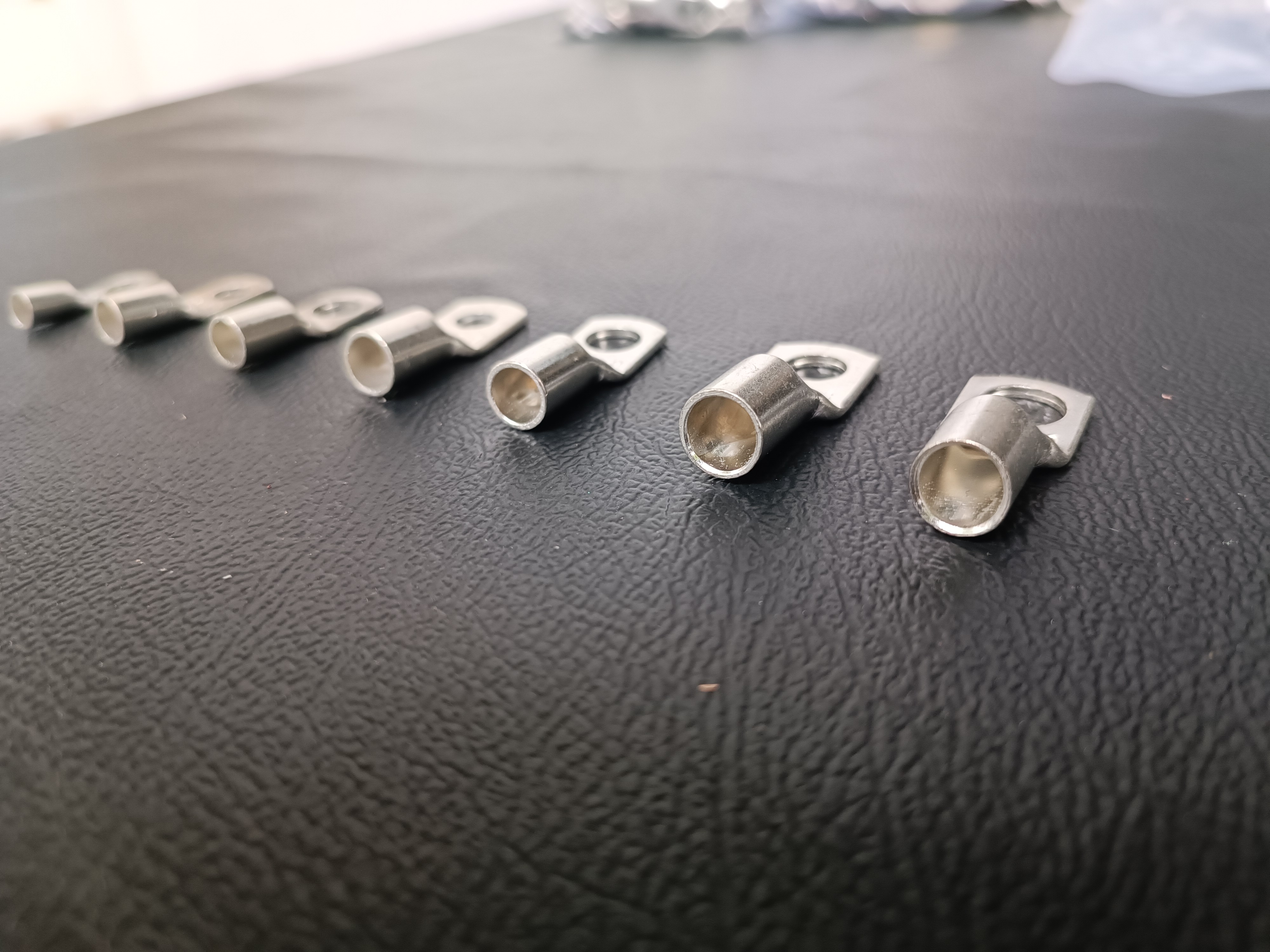 หางปลา SC หางปลาทรงยุโรป หางปลาทองแดง เคลือบนิกเกิล สำหรับเป็นจุดต่อสายไฟ งานแบตเตอรี่ งานไฟฟ้า แพ๊ค 5ชิ้น