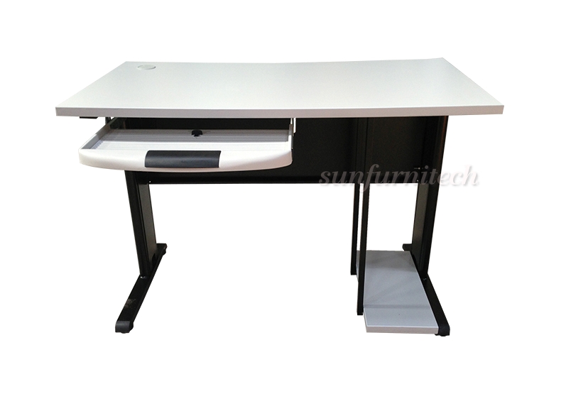 โต๊ะคอมพิวเตอร์ ขนาด 120 ซม. ยี่ห้อ TK รุ่น TC-93