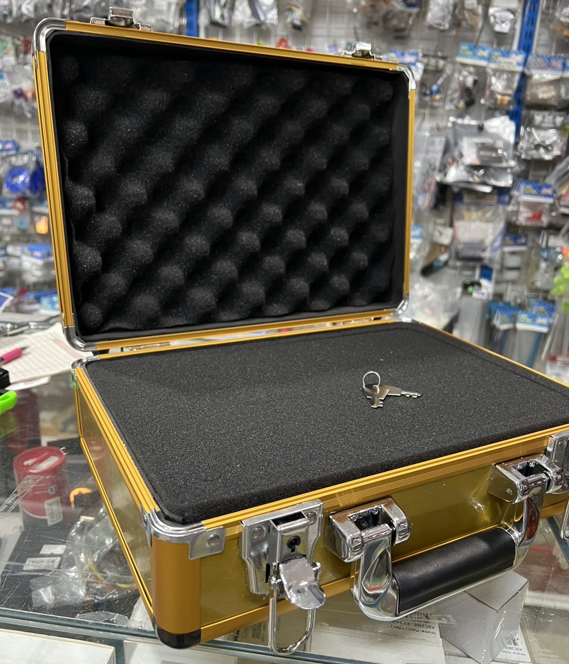 กระเป๋าวิทยุ งานอลูมิเนียม ลาย Futaba 14SZ สีทอง