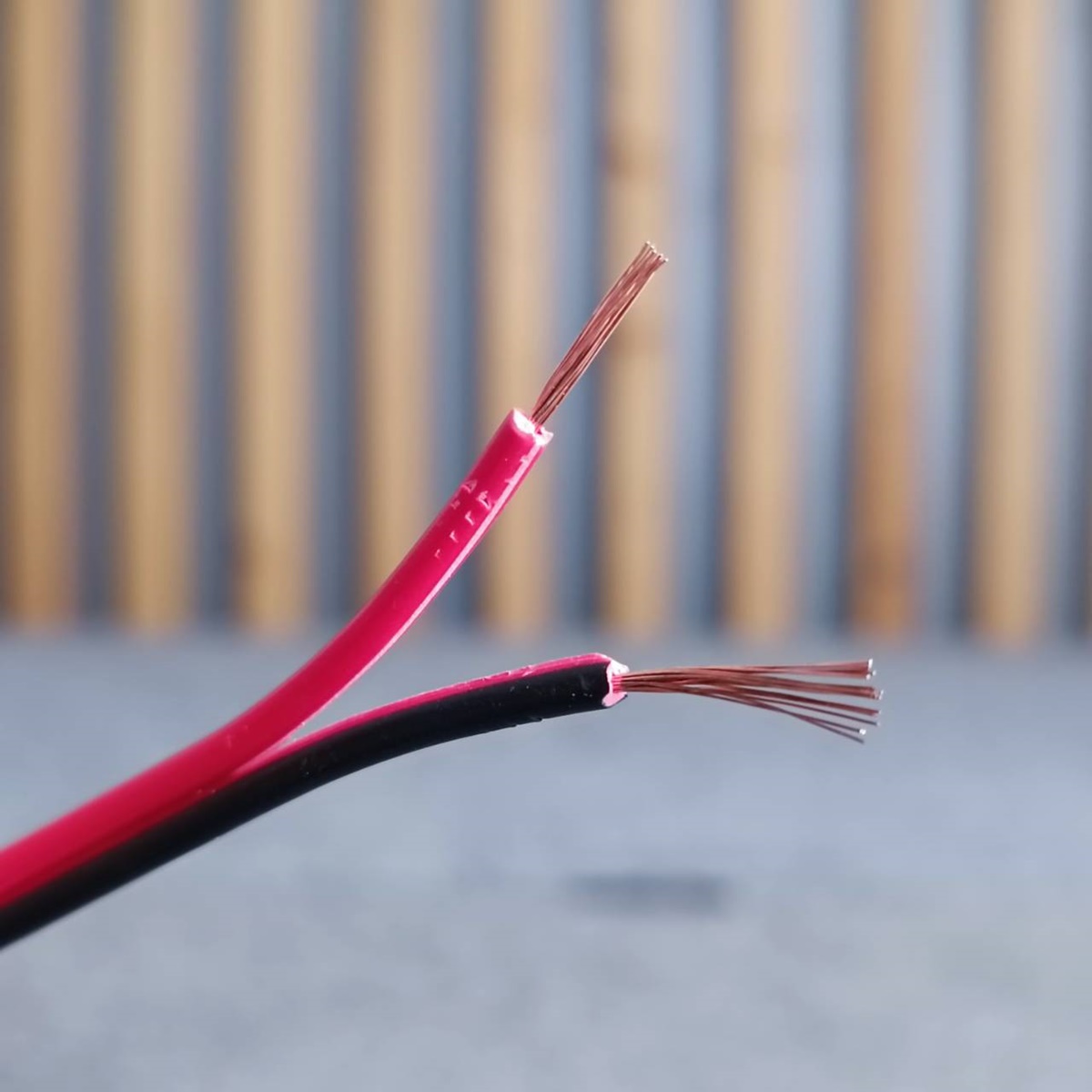 ขด100เมตร CONNEX RB-111 2X0.5 SQ.MM.สายลำโพงดำแดง RB111 RB 111 สายลำโพง ดำ-แดง สายลำโพง2x0.5 ทองแดงชุบ เอไอ-ไพศาล