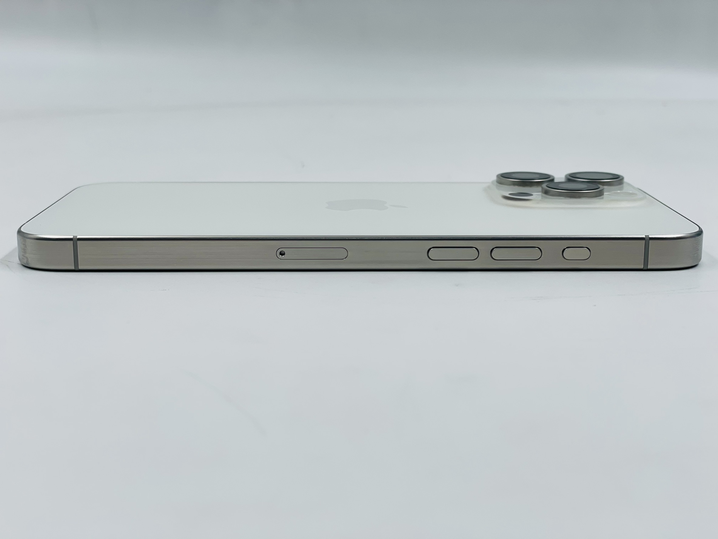 🤍 iPhone 15 Pro Max 256GB White Titanium 🤍 😶🌫️ i15PM❕️เครื่องเดิมๆ❕️#ศูนย์แท้ ราคาคุ้ม 👀