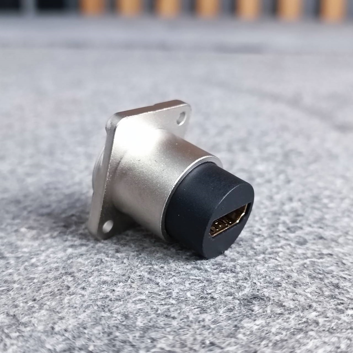 Amphenol AC-HDMI-RR HDMI ติดแท่น HDMI D-type Socket สำหรับยึดเพลท คอนเน็คเตอร์ HDMI ติดแท่น คุณภาพสูง เอไอ-ไพศาล