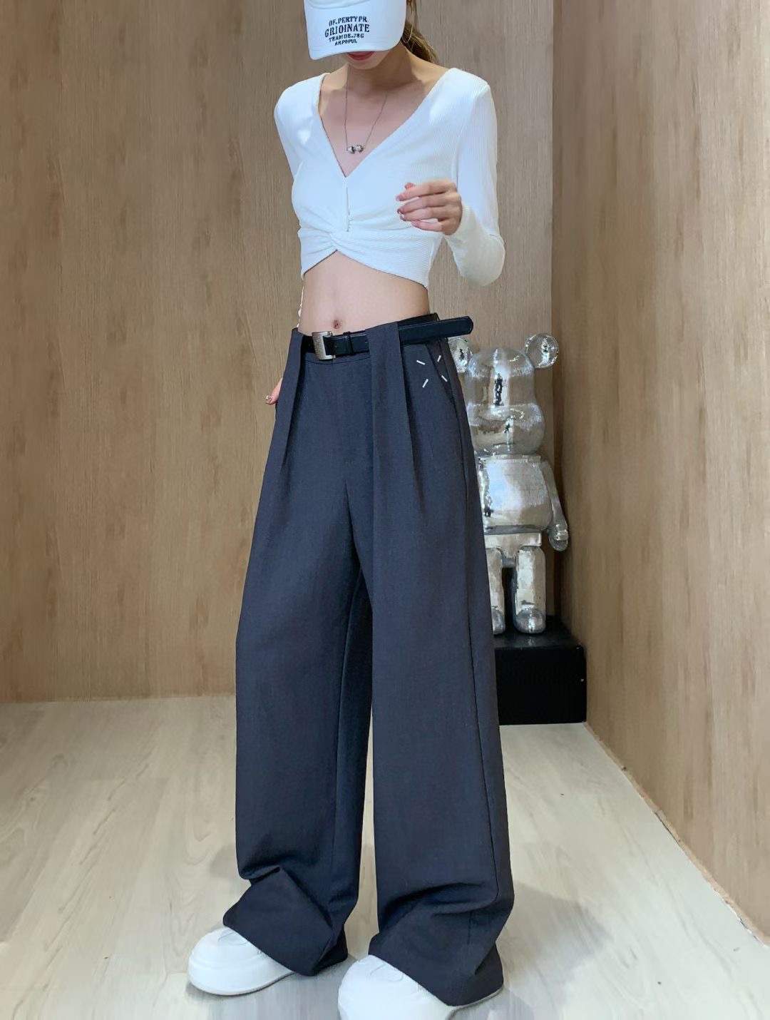 **do** กางเกงขาบาน Maison Margiela trousers women ผ้าสูท มาพร้อมเข็มขัด มี 2 สี สินค้าใหม่ ของแท้