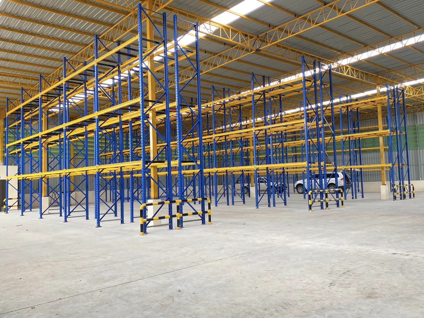 ชั้นเก็บสินค้าในคลังสินค้ามือสองสูง5.0เมตร