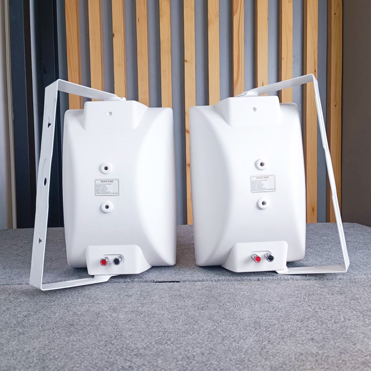 1 คู่ สีขาว DECCON sern-65W ตู้ลำโพงแขวน 6นิ้ว sern65W sern 65W ตู้ ลำโพง แขวนผนัง sern65 เอไอ-ไพศาล