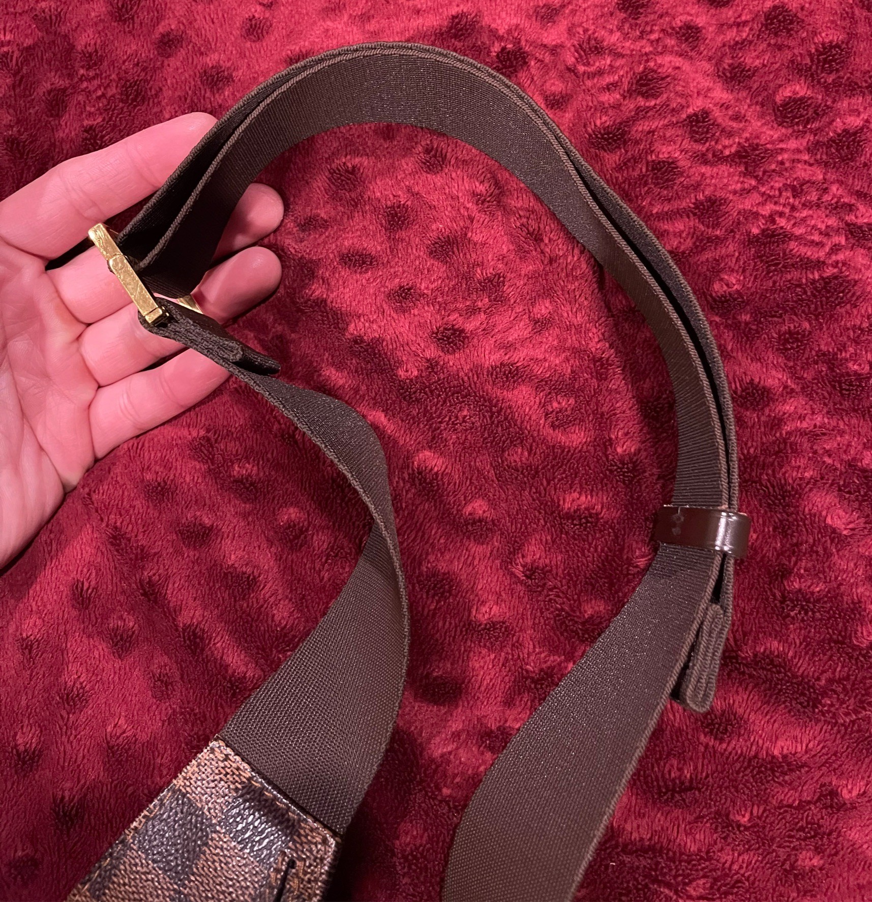 Louis Vuitton Damier Geronimos กระเป๋า คาด-อก รุ่นล่าสุด สภาพ 95% เหมือนใหม่