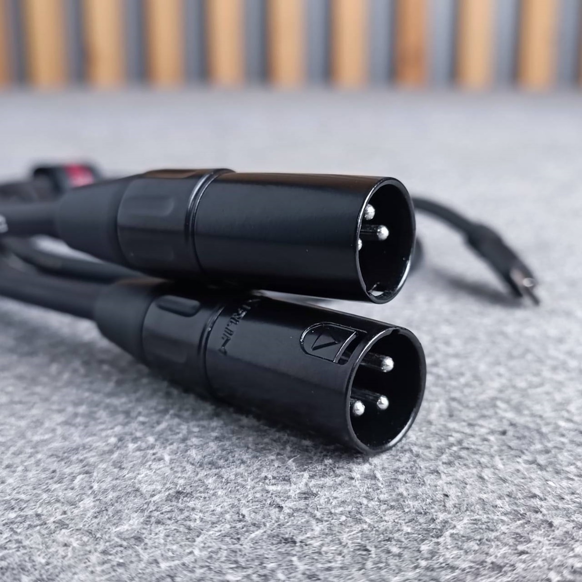 1เมตร KIRLIN UY-C-390 BK สาย USB type C ออก XLR ผู้ x2 สายสัญญาณเสียง type C - P.XLRx2 เอไอ-ไพศาล