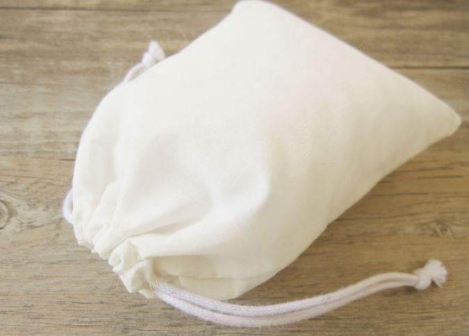 ถุงผ้ากระสอบ ถุงผ้าดิบ ผ้าฝ้าย ผ้าลินิน สีครีม หูรูดบน สกรีน logo ได้ ถุงผ้าออกแบบเองได้ 158251