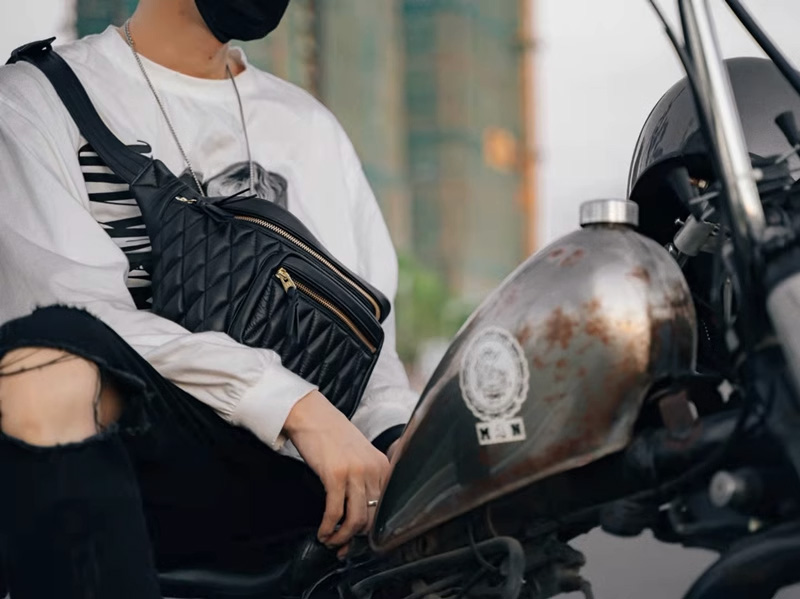 OVERLAY CROSSBODY TYPE4