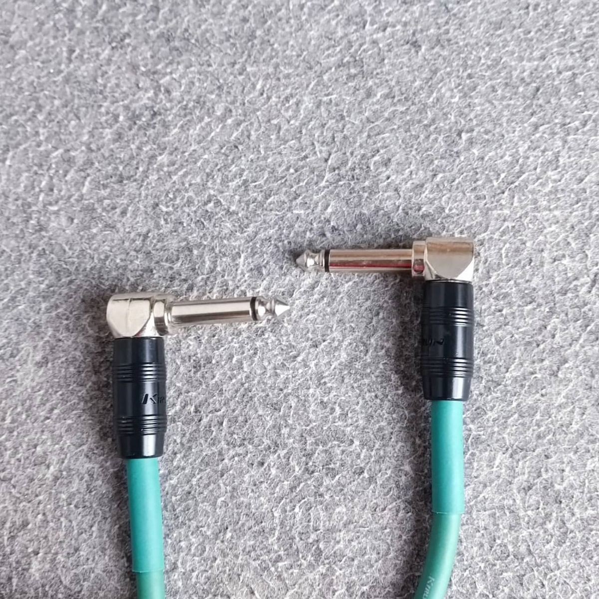 KIRLIN IPC-203B สีเขียว ยาว20เซน สายพ่วงเอฟเฟคกีต้าร์ สายต่อเอฟเฟคกีตาร์ หัวงอ/หัวงอ 20awg สายสัญญาณกีต้าร์ เอไอ-ไพศาล