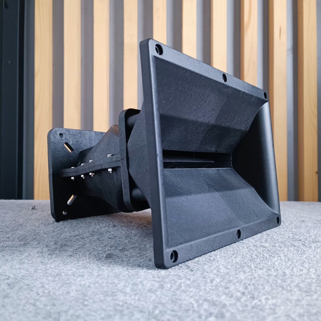 ปากฮอร์น รุ่น JH-5963 แบบแป้น คอ2นิ้ว ปากฮอร์น LINE ARRAY แบบยึดน็อต ปากฮอร์นแบบแป้น อเลน JH5963 JH 5963 เอไอ-ไพศาล