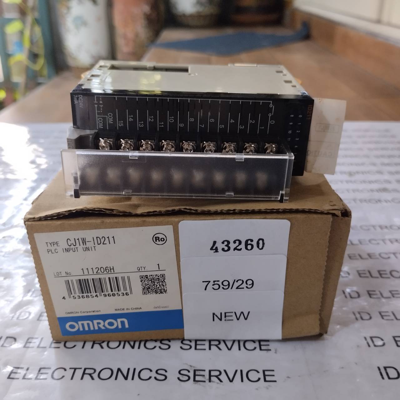 CJ1W-ID211 PLC "OMRON"