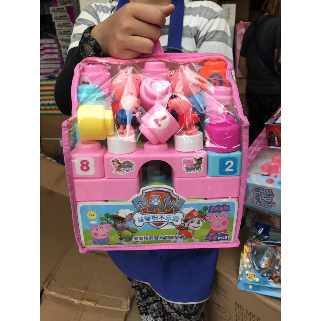 6695 ของเล่นเด็กบล็อกตัวต่อหมูกระเป๋าเป้ pepppig