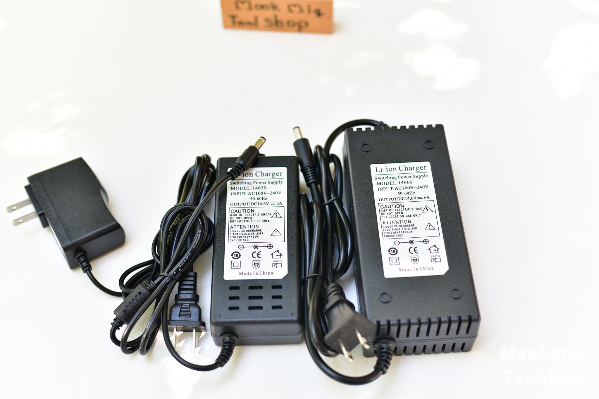 Lifepo4 Charger 14.6V ที่ชาร์จแบตเตอรี่ 32650 4S (3.2V) 14.6V LifePo4 Adaptor ชาร์จแบตเตอรี่ สามารถชาร์จแบตตะกั่วกรดได้