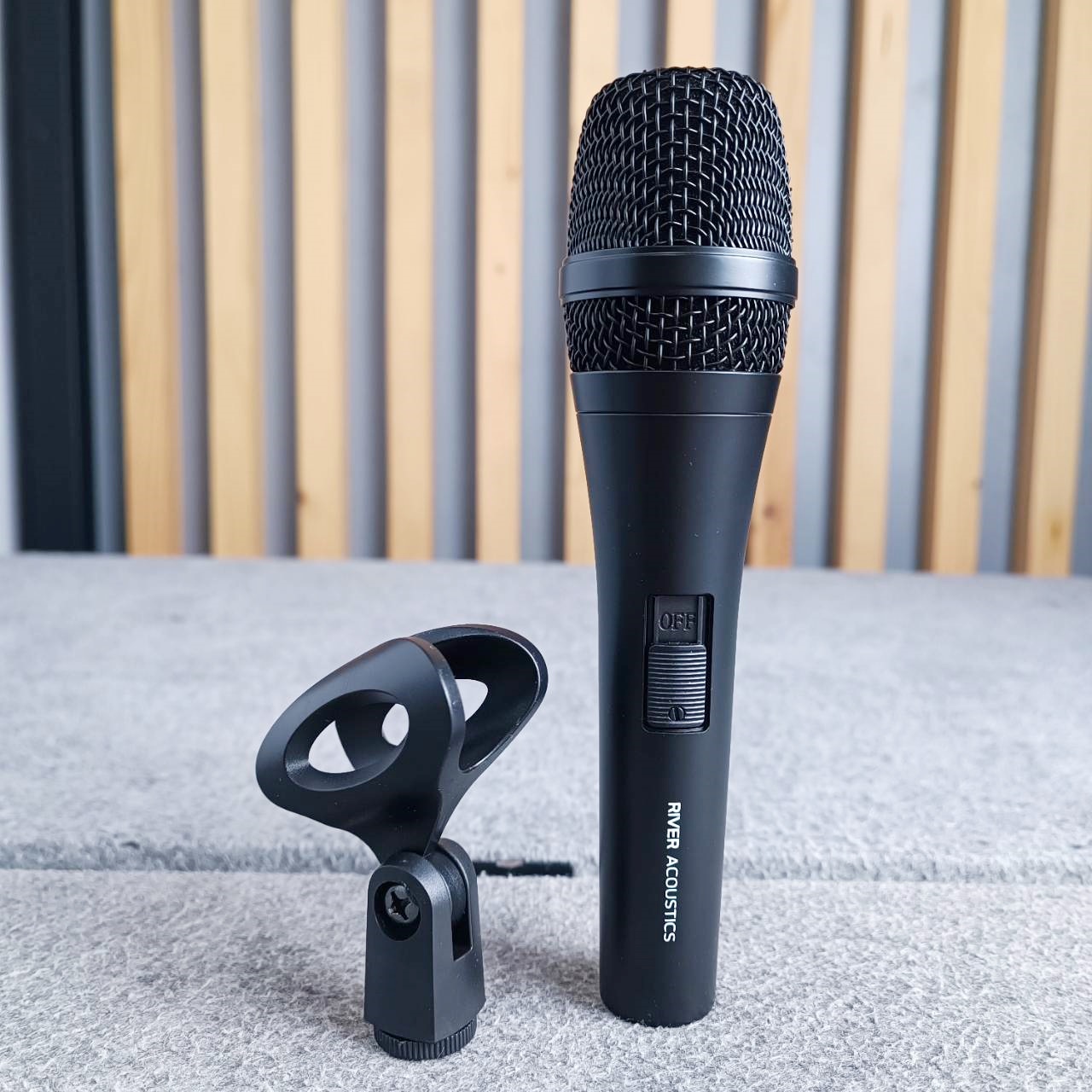 River Acoustics KM-1 ไมโครโฟน ร้องเพลง ปาร์ตี้ คาราโอเกะ / พูด เสียงคมชัด ราคาย่อมเยา KM1 KM 1 เอไอ-ไพศาล