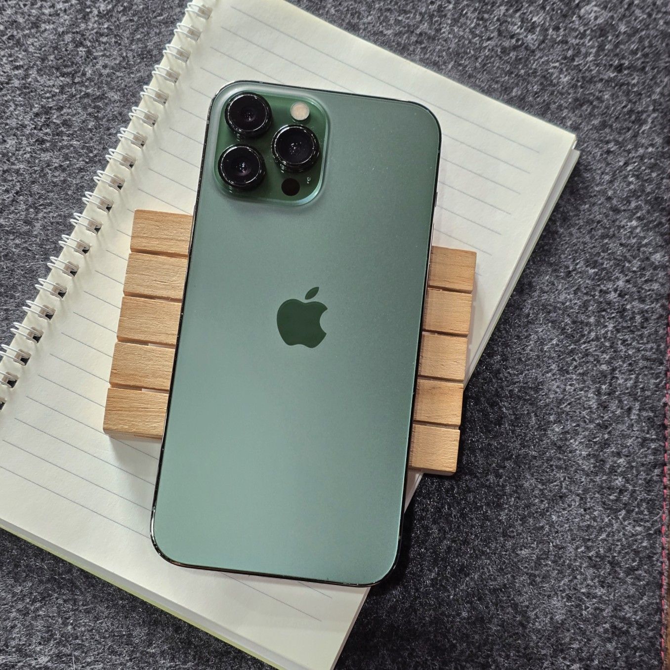 🪄💎 แบต100%❕️🌈 iPhone 13 Pro Max 256GB Alpine Green 🔔 ราคาคุ้ม❕️ความจุเยอะ❕️🎻✨️