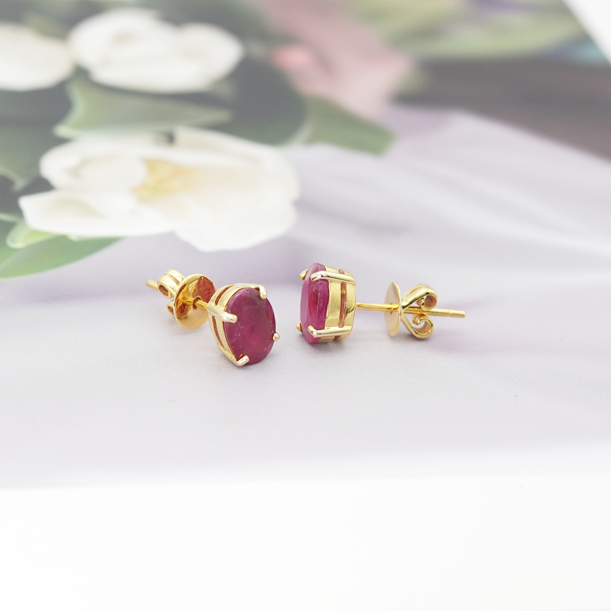 ✨ ต่างหูทับทิมแท้ ✨ ตัวเรือนทอง 14K ทับทิมแท้ทรง Oval Cut