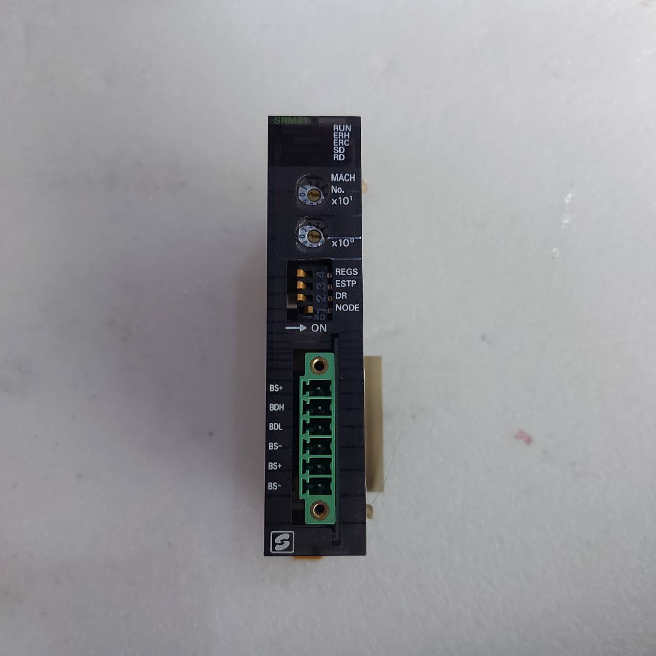 CJ1W-SRM21 PLC "OMRON"