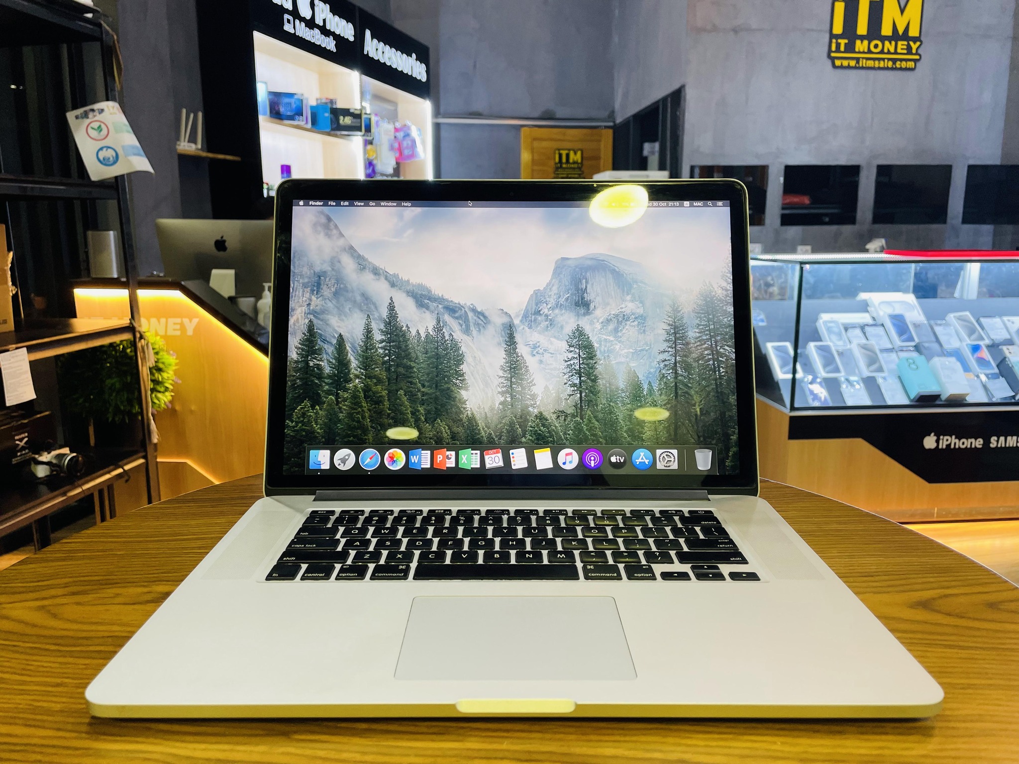 🎋 MacBook Pro (Retina, 15-inch, 2019) 🎋🍕 MBP 15 2019 จอใหญ่ สุดคุ้ม!! 🍕