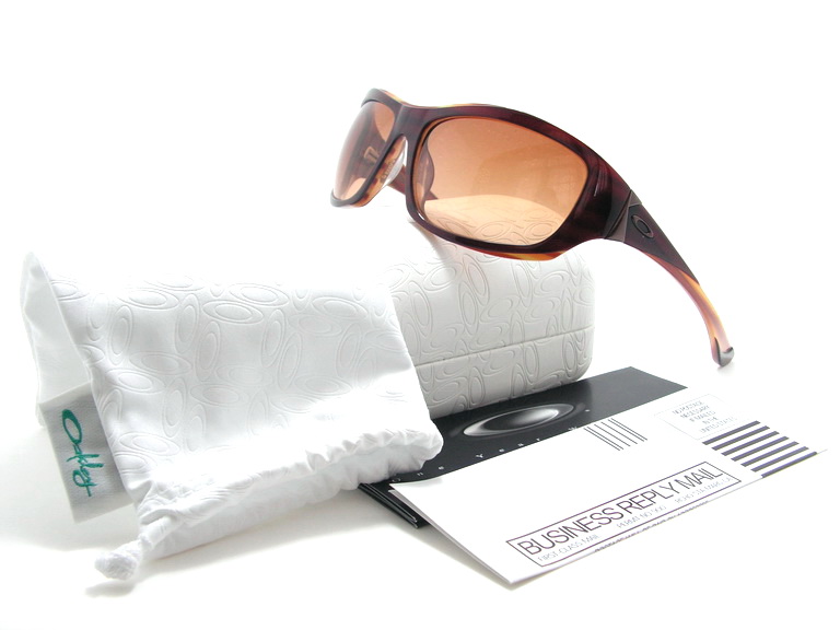 แว่นกันแดด Oakley Disobey สี Stripped Plum สวยมากมายค่ะ ของแท้และถูกที่สุด ส่งตรงจากUS.ค่ะ