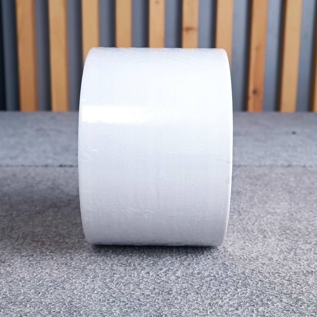 สีขาว แร็คซีน4นิ้ว 50หลา สีขาว เทปแร็คซีนม้วนใหญ่ เทปหนา แลคซีน เทปผ้า กระดาษกาวย่น ยาว50หลา เอไอ-ไพศาล