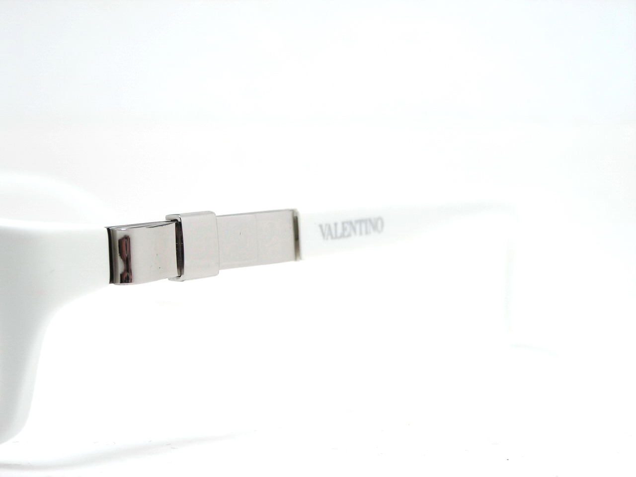 หมดแล้วค่ะ+++กรอบแว่นสายตา Valentino !!!แบรนด์ดังเลยค่ะ ของแท้และถูกที่สุด ส่งตรงจากUS.ค่ะ