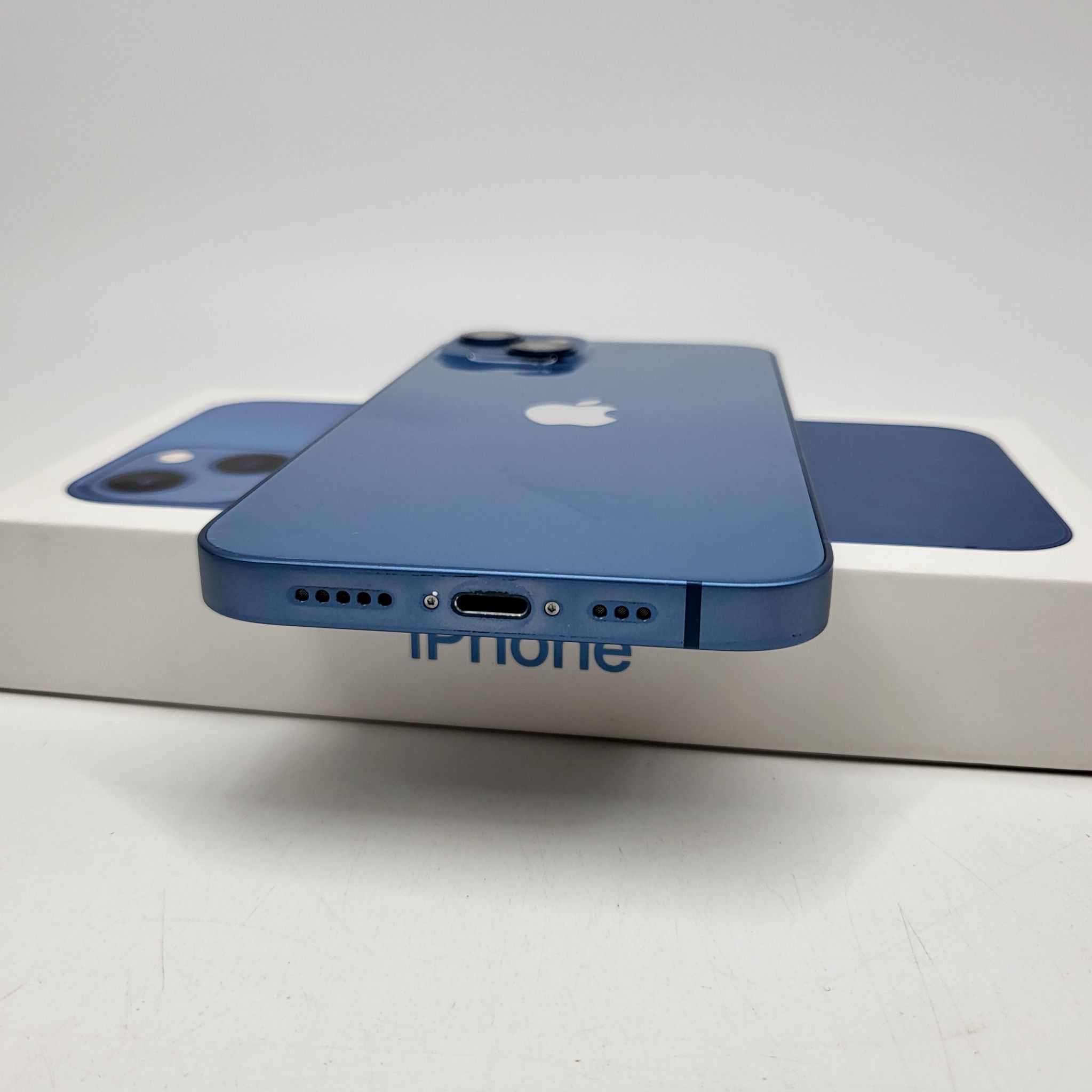 iPhone 13 128GB Blue แบต100% ครบกล่อง ราคาสุดคุ้ม