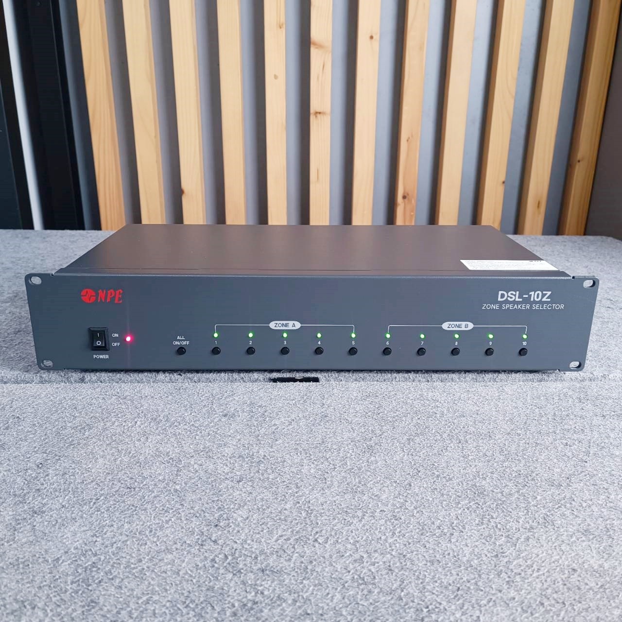 NPE DSL-10Z SELECTOR SWITCH เครื่องแยกสัญญาณ DSL 10 Z DSL10Z เครื่องแยกสัญญาณเสียง ซีเล็คเตอร์สวิทช์ เอไอ-ไพศาล
