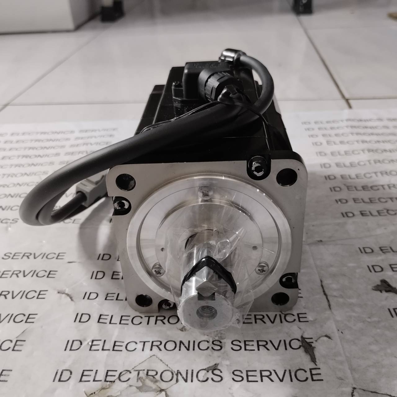 SGM7J-08AFC6E SERVO MOTOR "YASKAWA"
