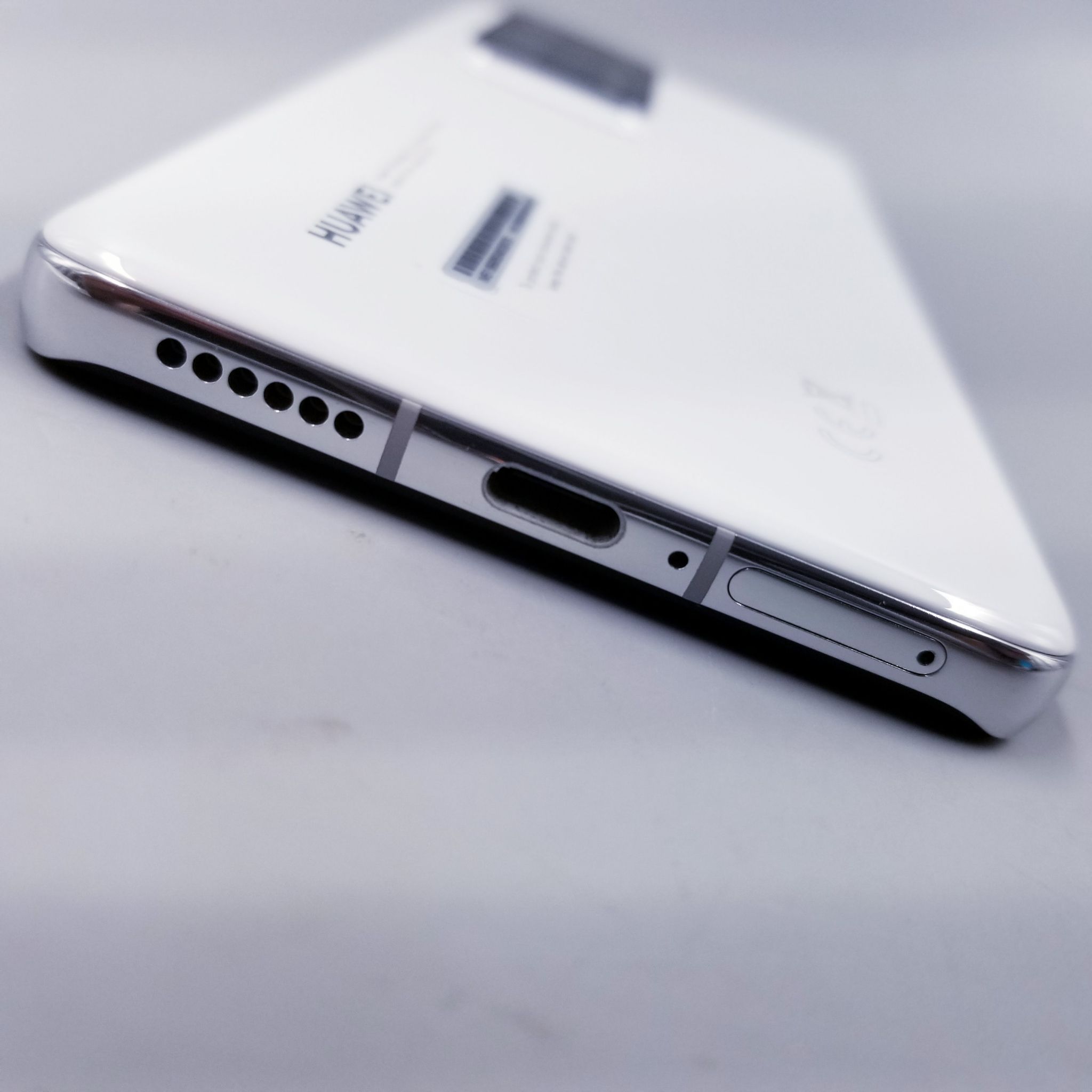 ⚪HUAWEI P40 Pro+ (8+512GB) White Ceramic⚪⚪HUAWEI P40 Pro+ สุดล้ำ มาพร้อมความหรูหรา⚪