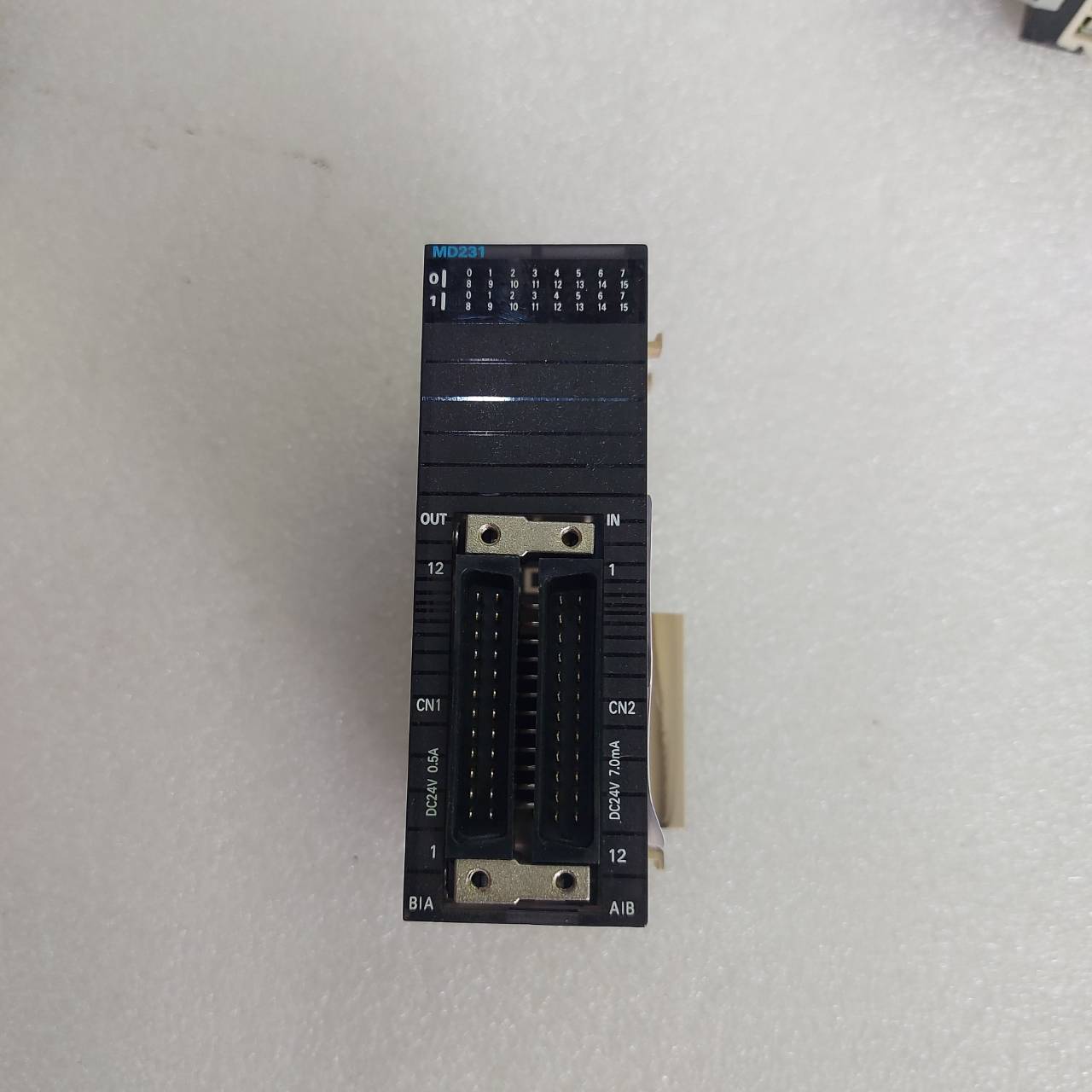CJ1W-MD231 PLC "OMRON"