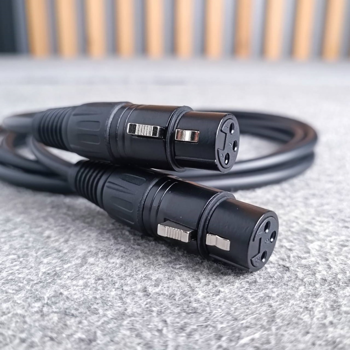 3เมตร DYNACOM J304 สายTR-ST 3.5mmออกXLRเมียx2 สายสัญญาณเสียง สายP.TR-STออกCANNONเมียx2 สายสัญญาณสำเร็จรูป เอไอ-ไพศาล