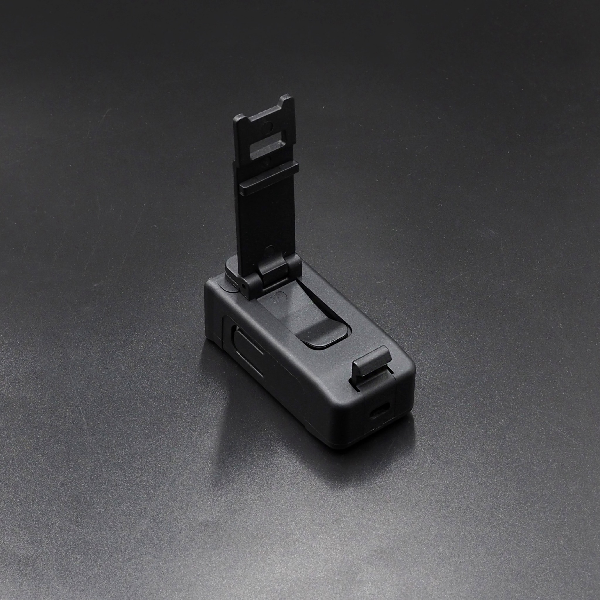 ซองแม็กกาซีนเดี่ยว Polymer 9 mm. ﹝Tactical Vest﹞