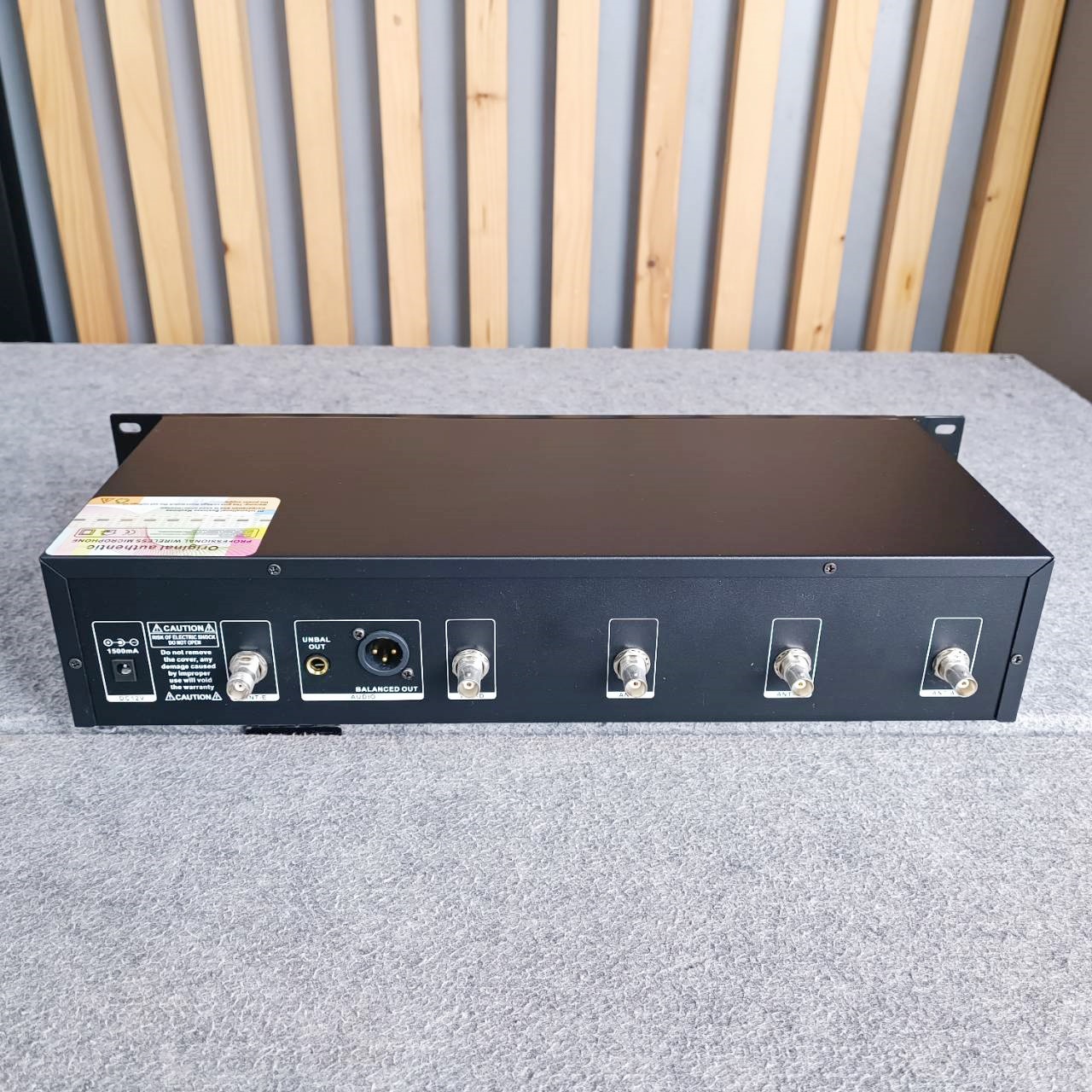 1ชุด TADA MK-691-L ชุดประชุมไร้สาย 1ประธาน+1ตัวควบคุม+11ผู้ร่วม ไมค์ประชุม ไมค์ ตั้งโต๊ะ MK 691 L MK691L เอไอ-ไพศาล