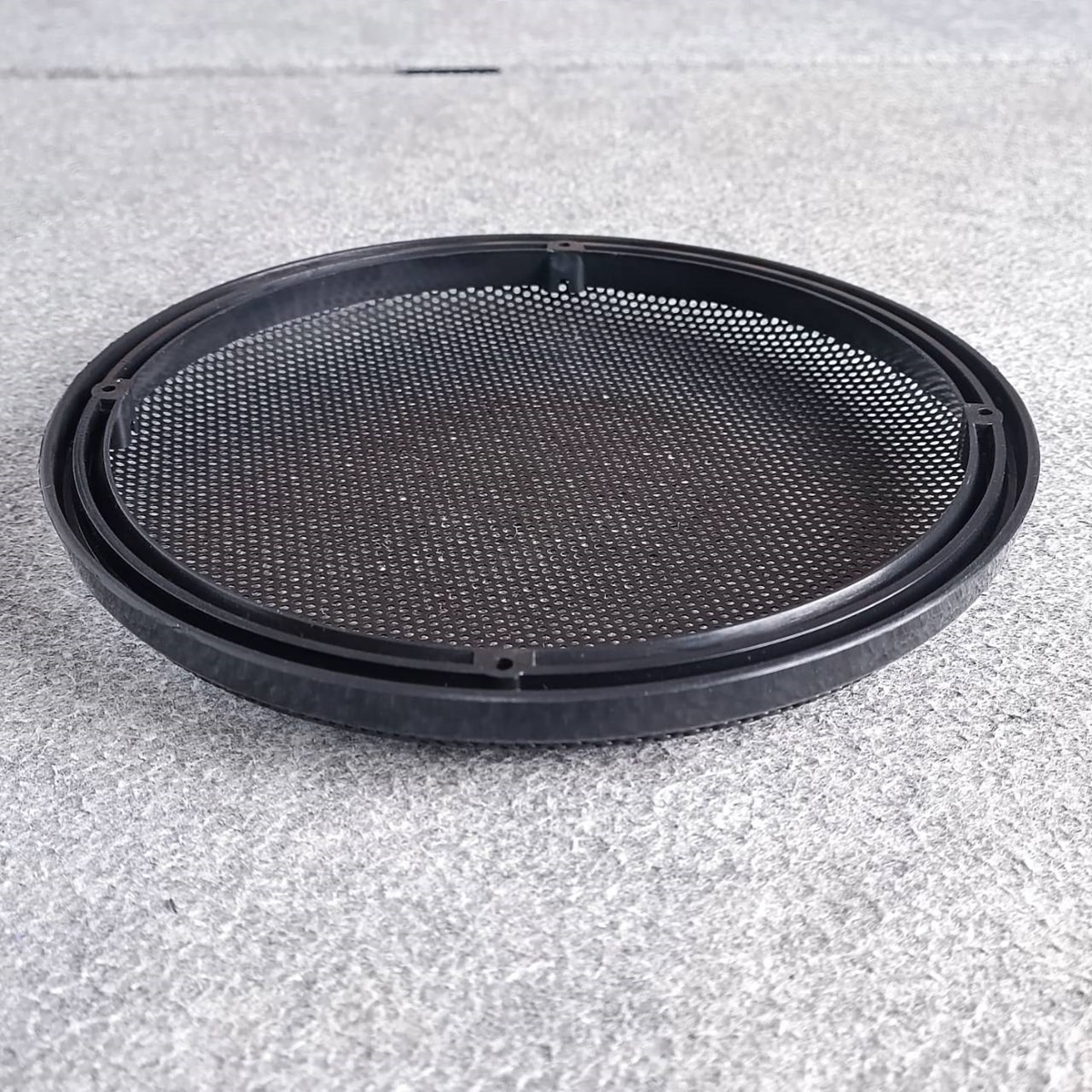 เหล็ก หน้ากากเหล็ก 8นิ้ว ขอบพลาสติก หน้ากาก ลำโพง หน้ากากลำโพง ฝาครอบลำโพง แบบเหล็ก เอไอ-ไพศาล