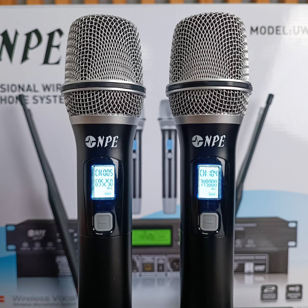 NPE UW-777 ไมค์ลอยคู่ ไมโครโฟนไร้สาย ถือคู่ UW 777 เอ็นพีอี Wirless Microphone UW777 เอไอ-ไพศาล