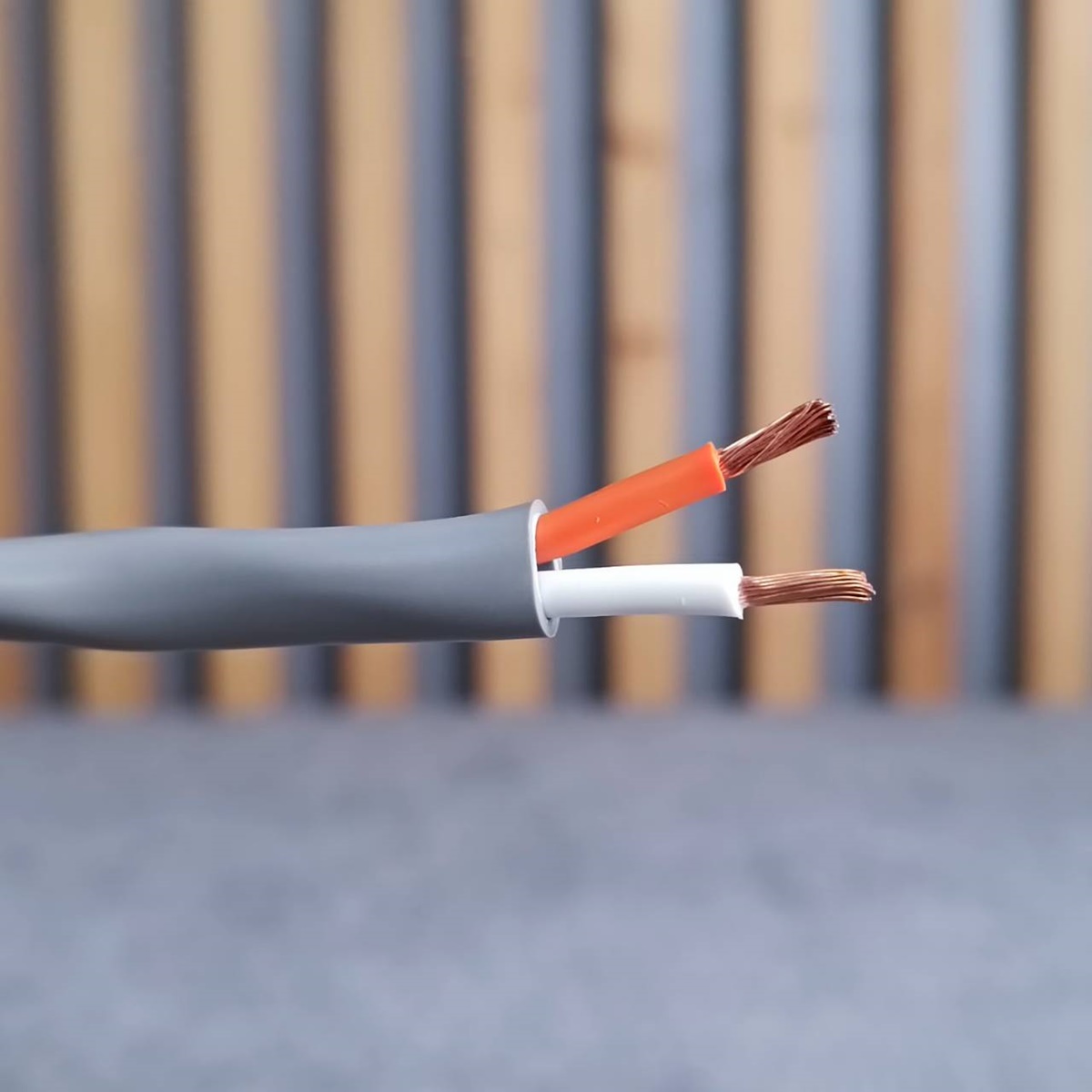 ขด2เมตร สายลำโพงCANARE 2S9F 14AWG สีเทา สายลำโพง2คอร์ ขนาด14awg ทองแดงแท้ Canare Speaker Cable 2S9F เอไอ-ไพศาล