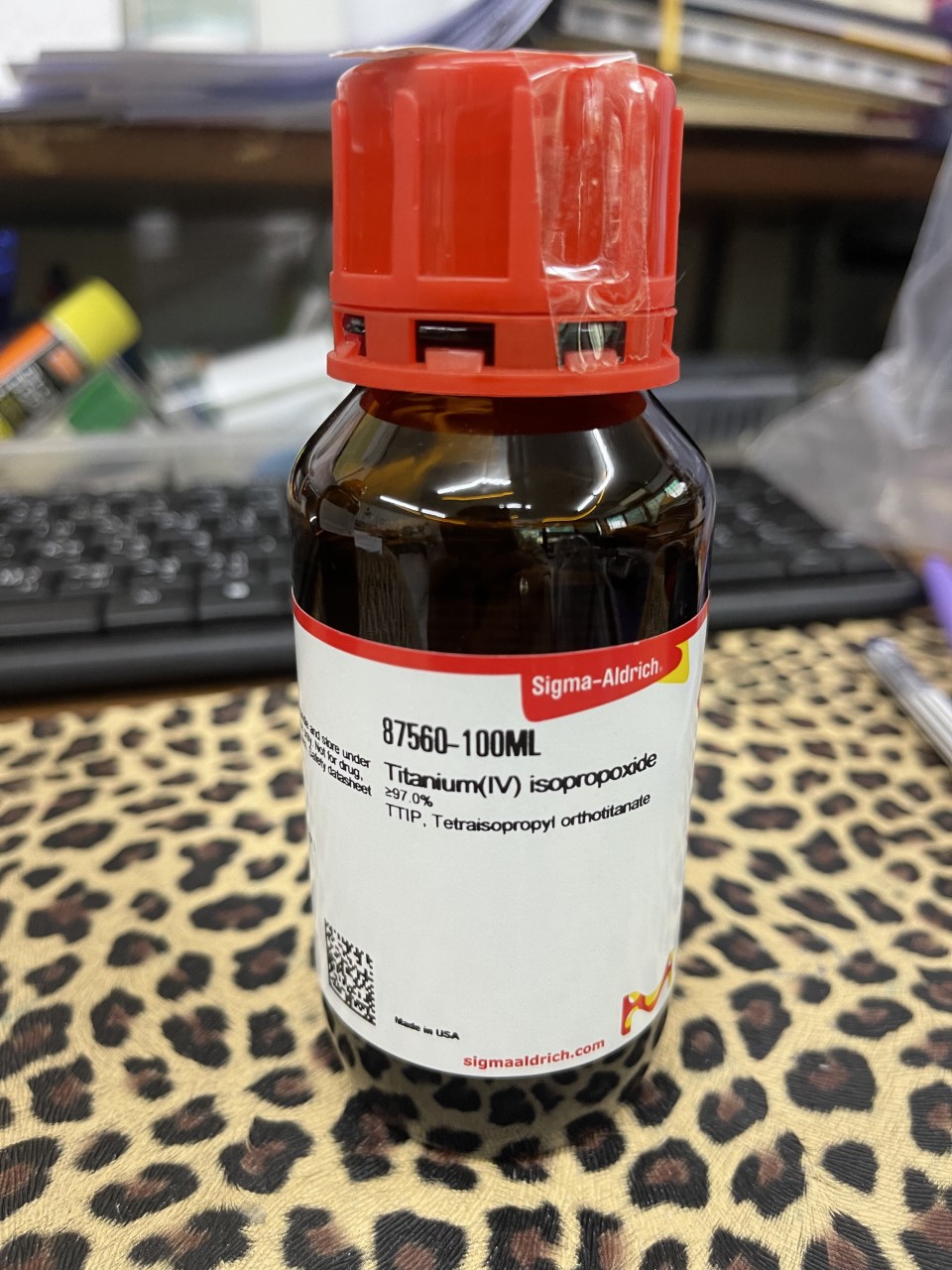 Titanium (IV) isopropoxide >=97%, 100 ml -sigma aldrich