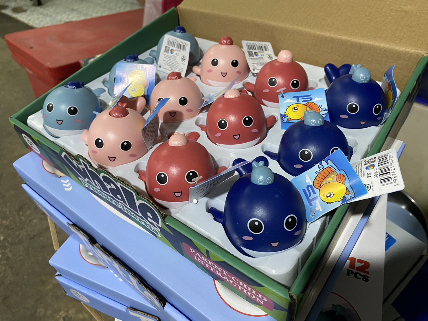 30920 ของเล่นมือปลาวาฬกดเล่นมือ ปลีกกล่องละ