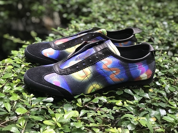 รองเท้าโอนิ Black อิสตันบลู Istan Blue (Limited Edition Japan)