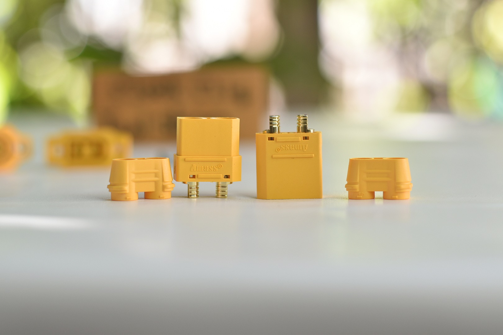 XT30 XT60 XT90 ยี่ห้อ Amass ของแท้ งานดีมาก เชื่อมแน่นรับกระแสสูง กระแสสูง งานแบตเตอรี่ Power Box อื่นๆ