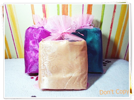 ของชำร่วย ยอดนิยม ผ้าแพรรับไหว้ จัดชุด ใส่ถุงผ้าไหม แก้ว พร้อม ส่งมอบ ของดี ๆ ให้แขก ของที่ระลึก แบบใช้งานได้จริง