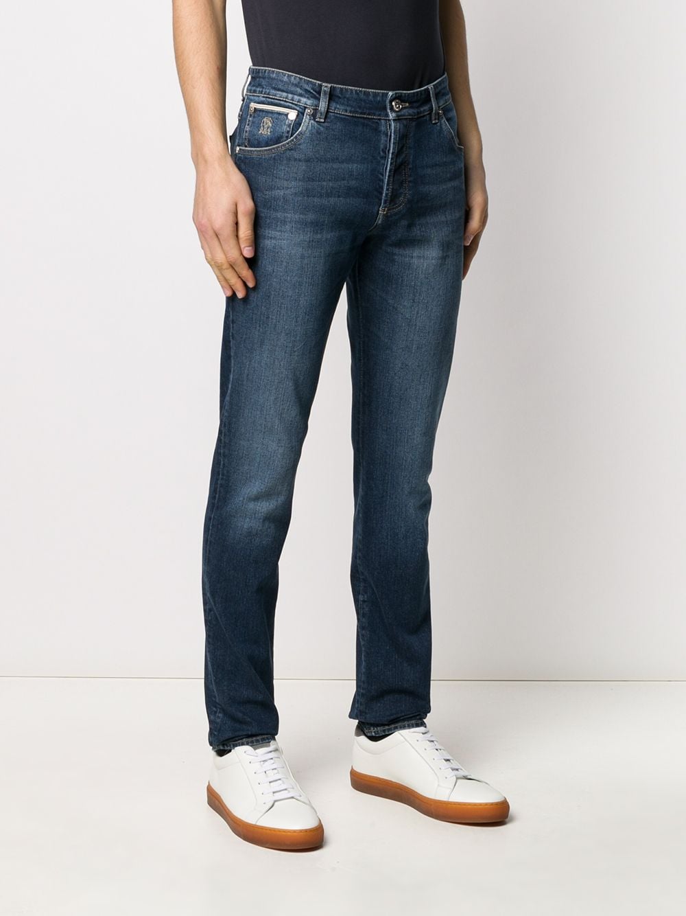 **do** กางเกงยีนส์ Brunello Cucinelli slim-fit stonewashed jeans ผ้ายีนส์ญี่ปุ่น สินค้าใหม่ ของแท้